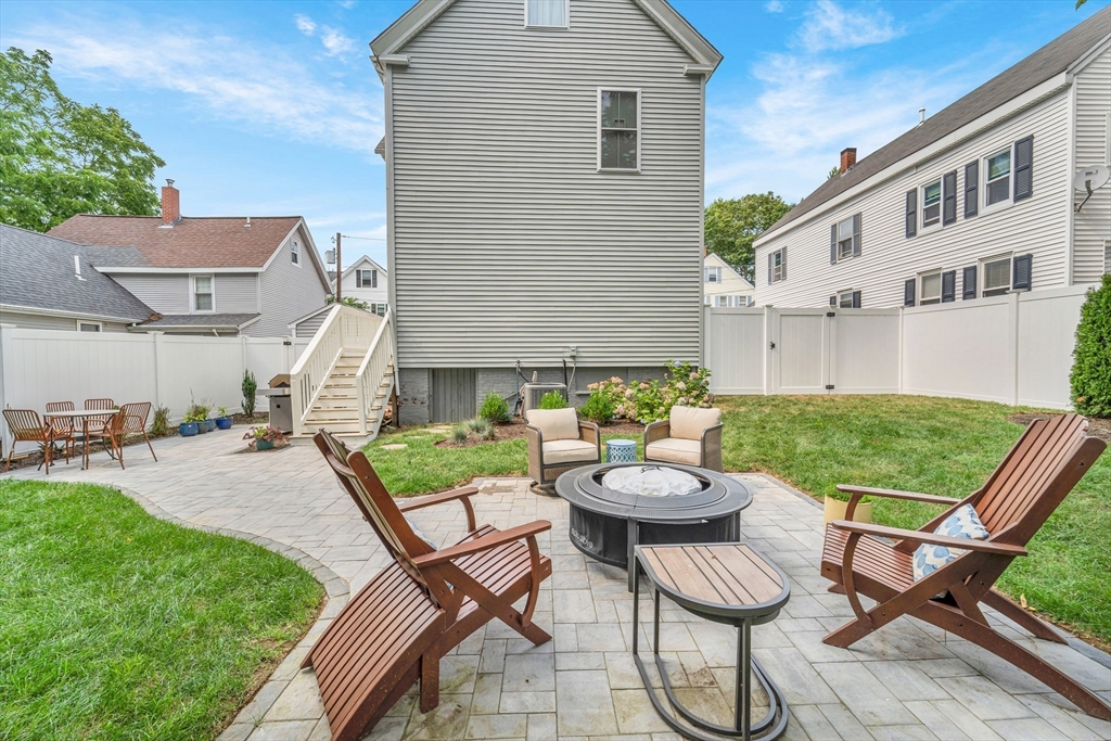 13 Lincoln Ct