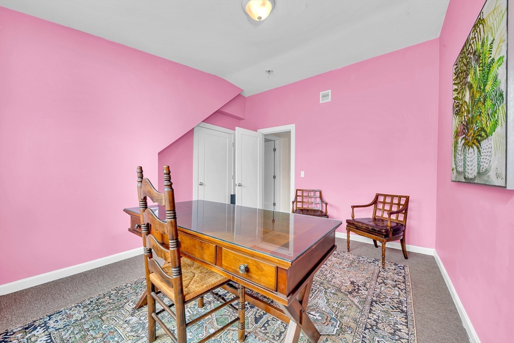 13 Lincoln Ct