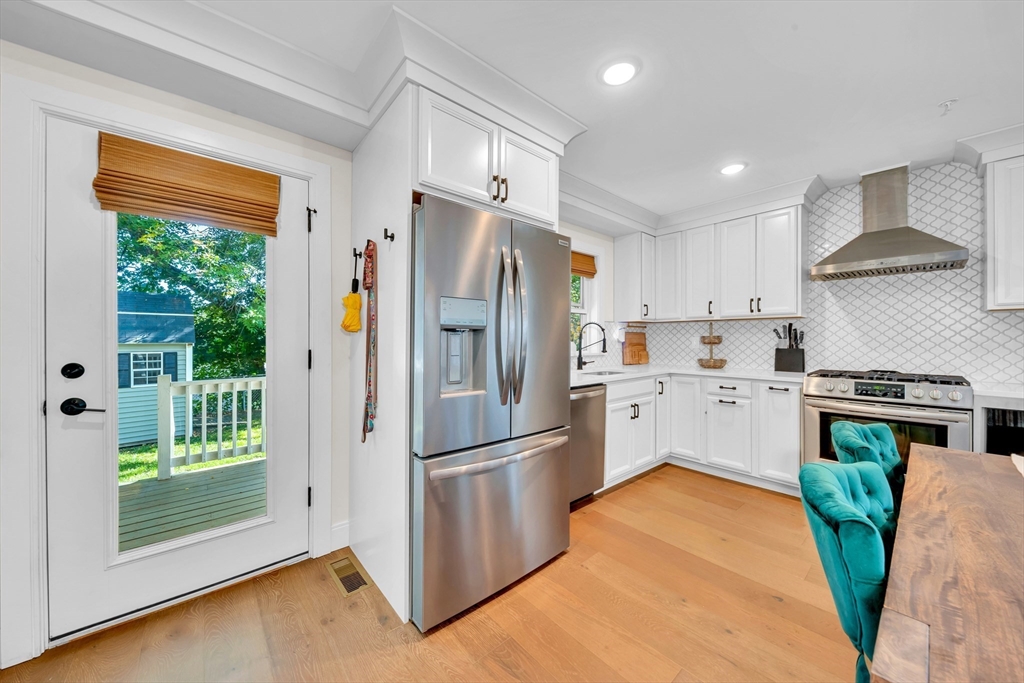 24 Aubin St # 2