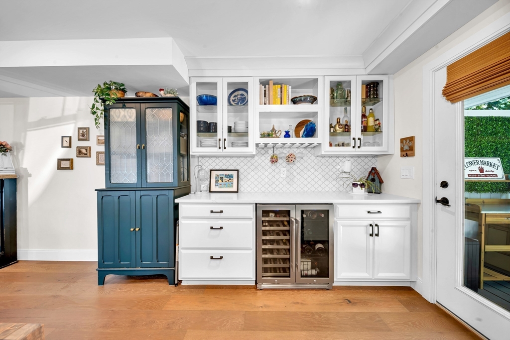 24 Aubin St # 2