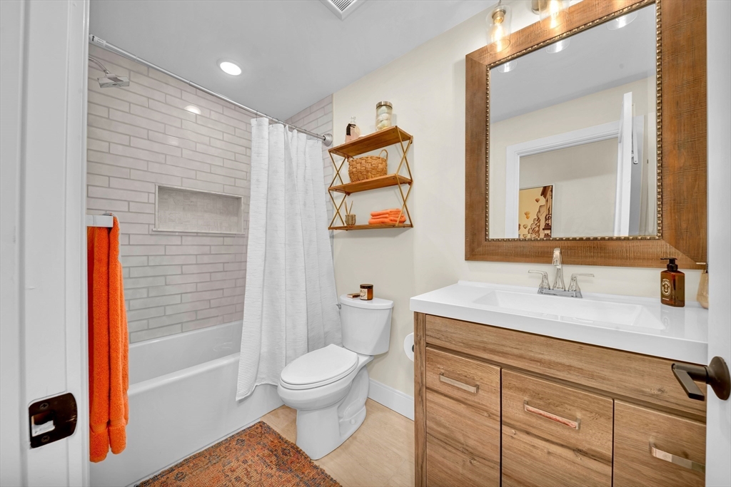 24 Aubin St # 2