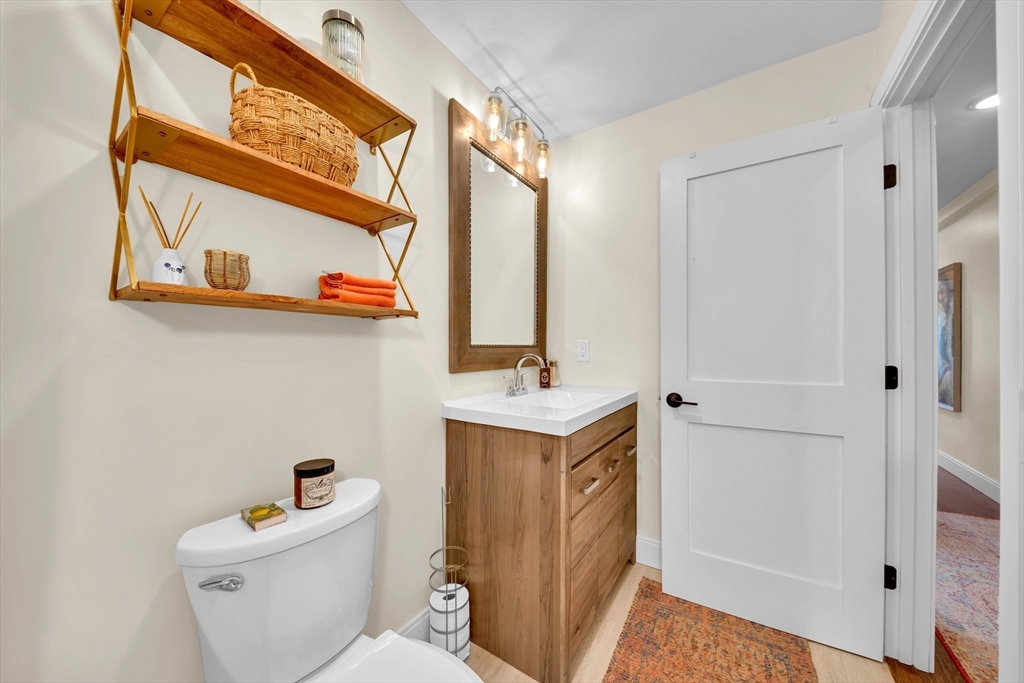 24 Aubin St # 2
