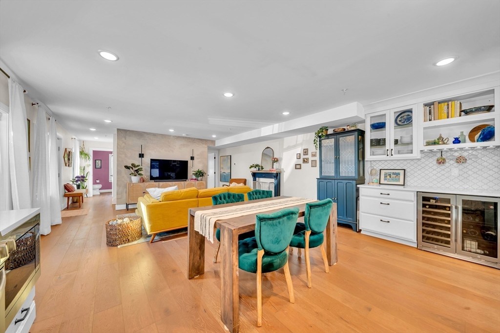 24 Aubin St # 2