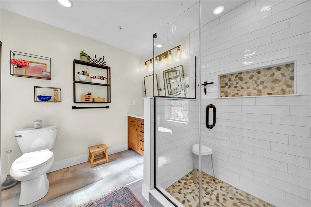 24 Aubin St # 2