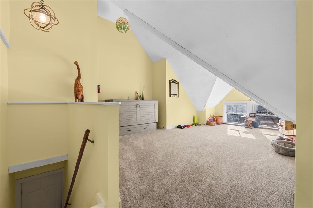 1 Hillside Ave # 3