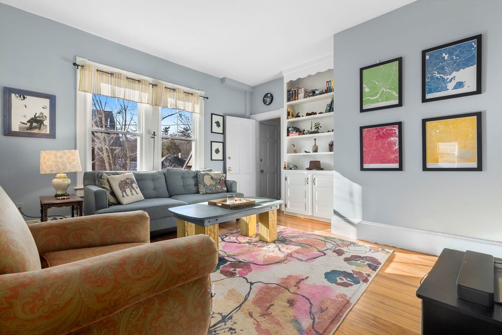 1 Hillside Ave # 3