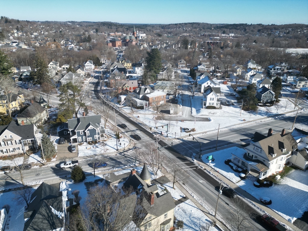 1 Hillside Ave # 3