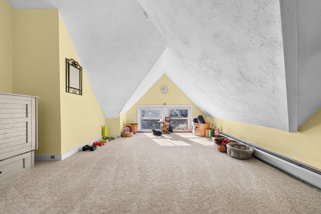 1 Hillside Ave # 3