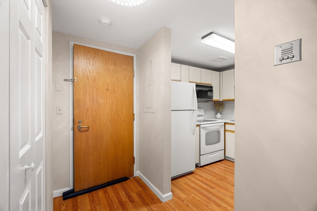 100 Ledgewood Dr # 117