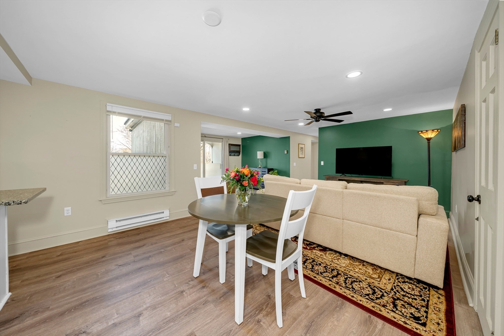 1401 Great Pond Rd # 3