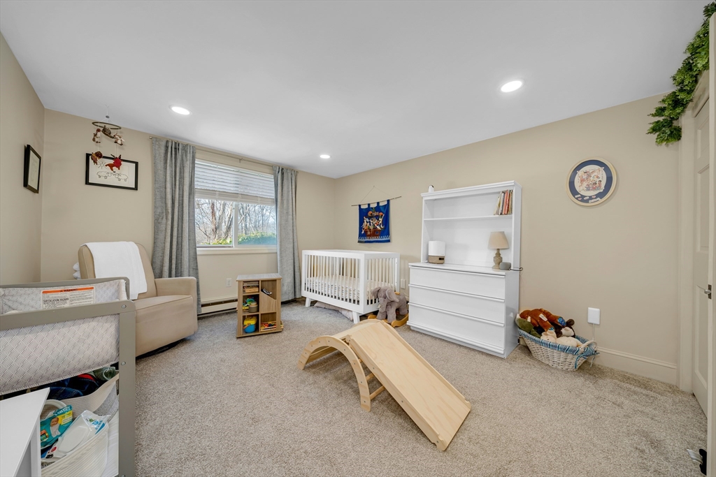 1401 Great Pond Rd # 3