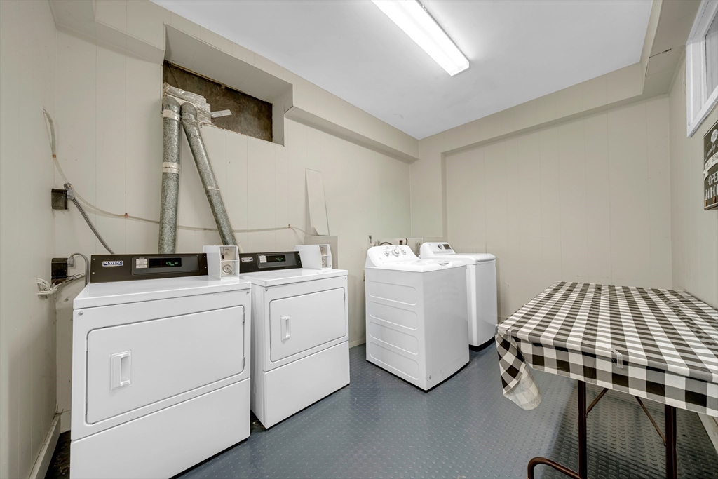 1401 Great Pond Rd # 3