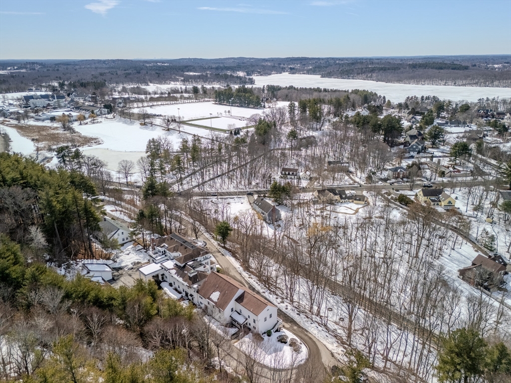 1401 Great Pond Rd # 3