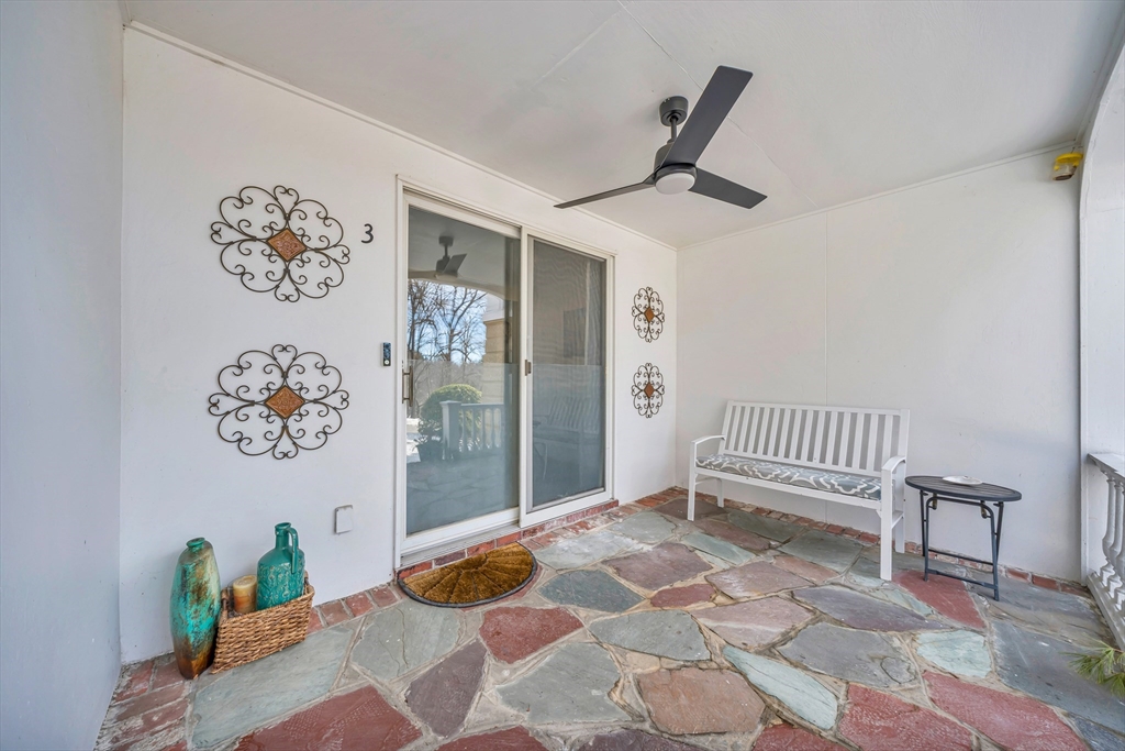 1401 Great Pond Rd # 3