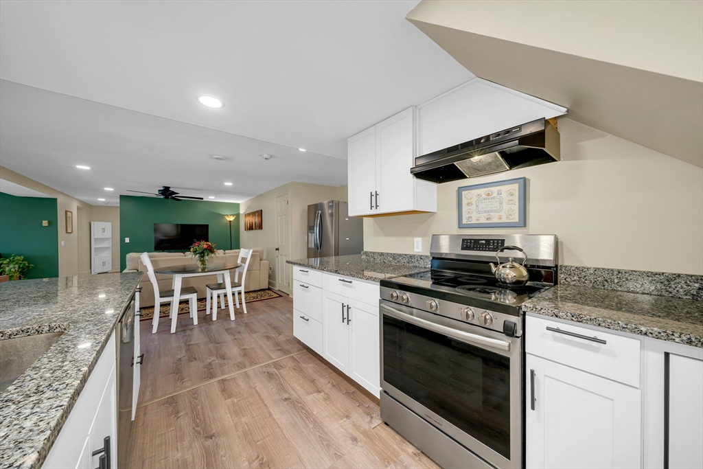 1401 Great Pond Rd # 3