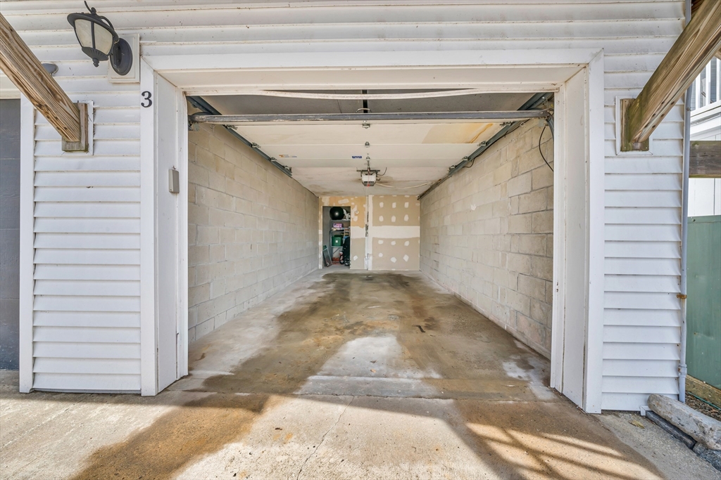 1401 Great Pond Rd # 3