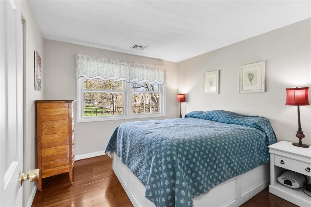52 Coolidge Rd