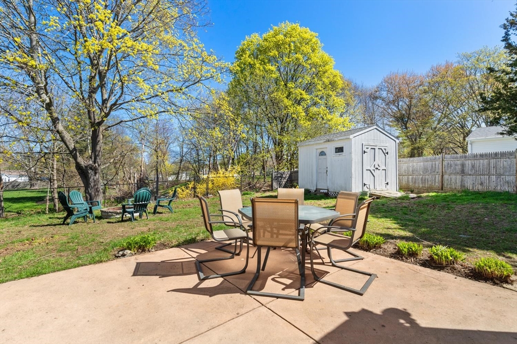 52 Coolidge Rd