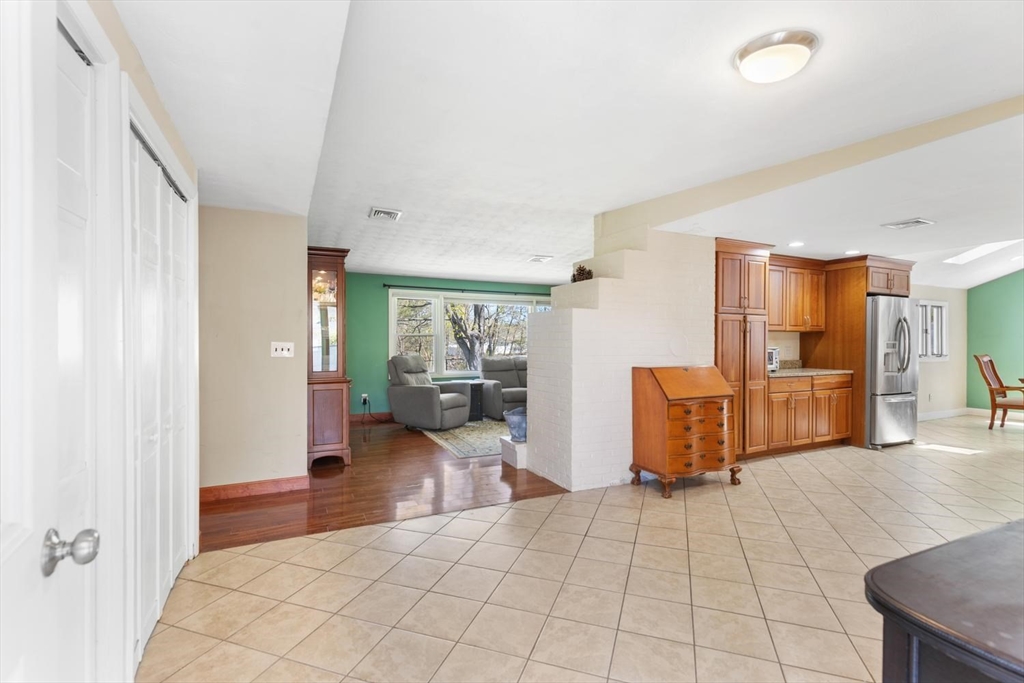 52 Coolidge Rd