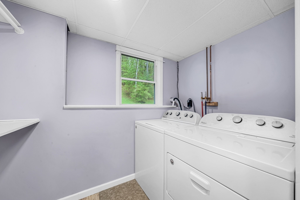20 Greenlawn Ave