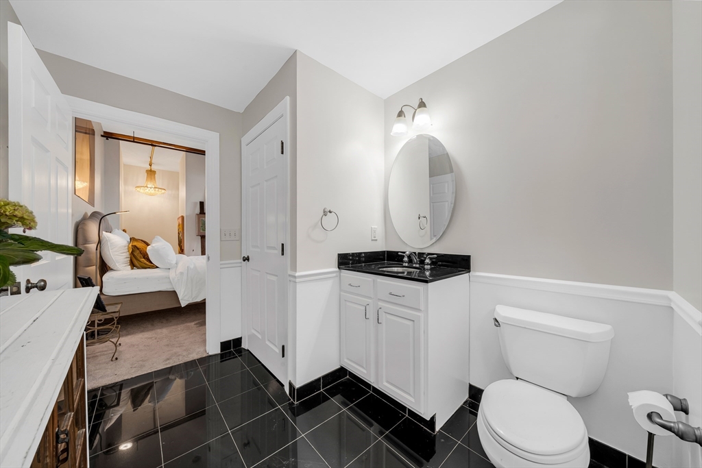 25 Pond St # 203