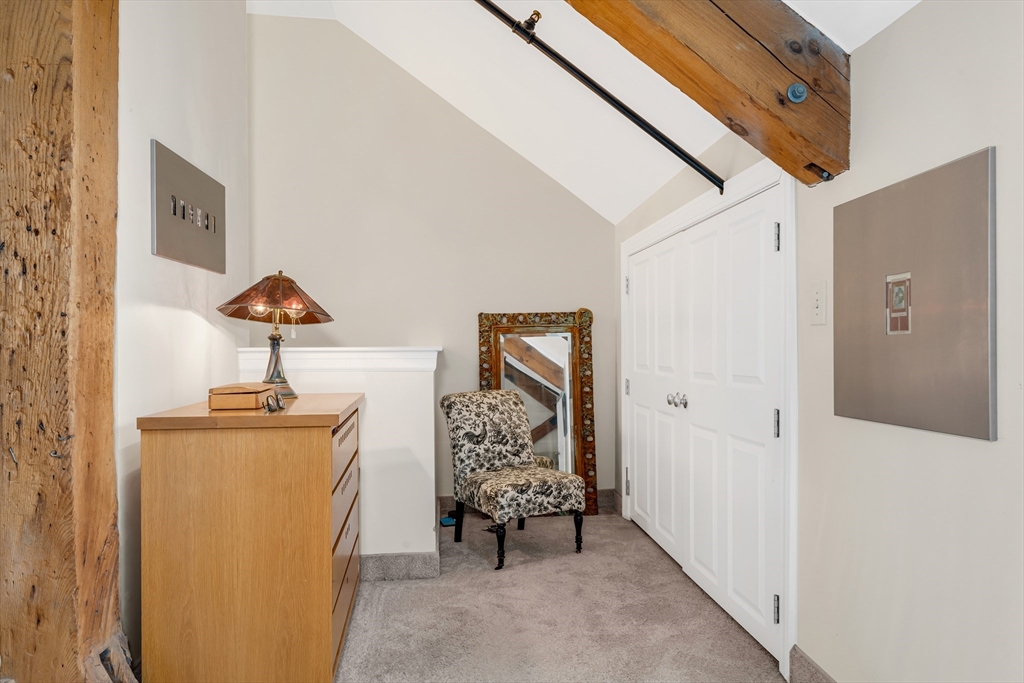 25 Pond St # 203