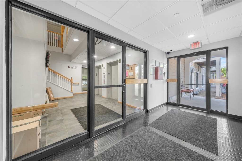 8 Walnut St # 109