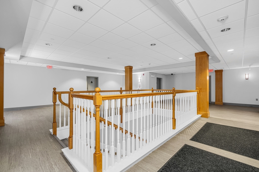 8 Walnut St # 109