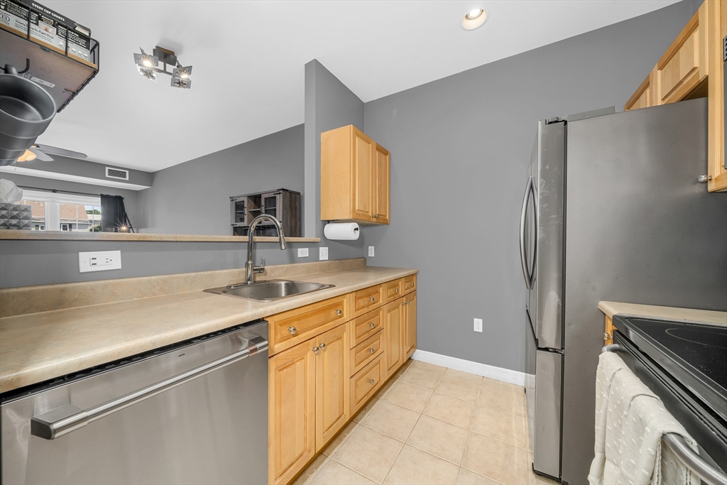 8 Walnut St # 109