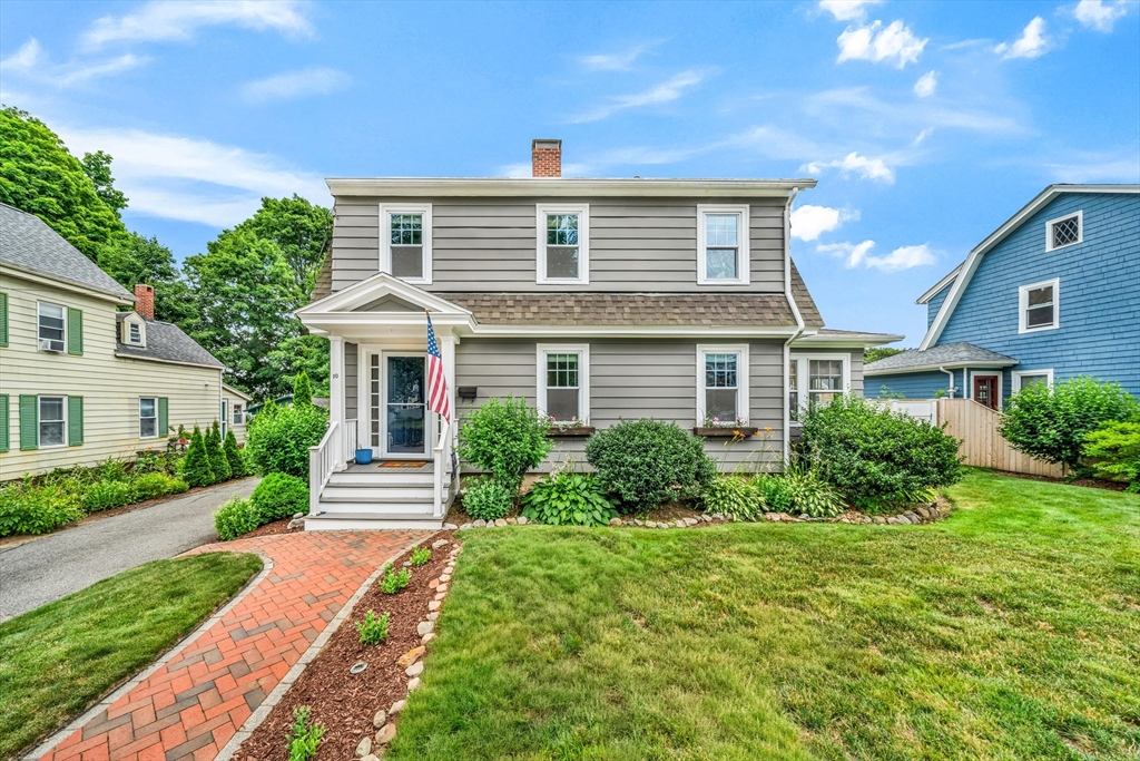 10 Essex St