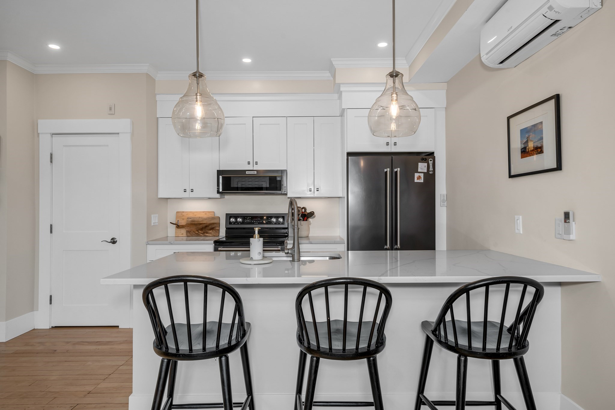 142 Main St # 4