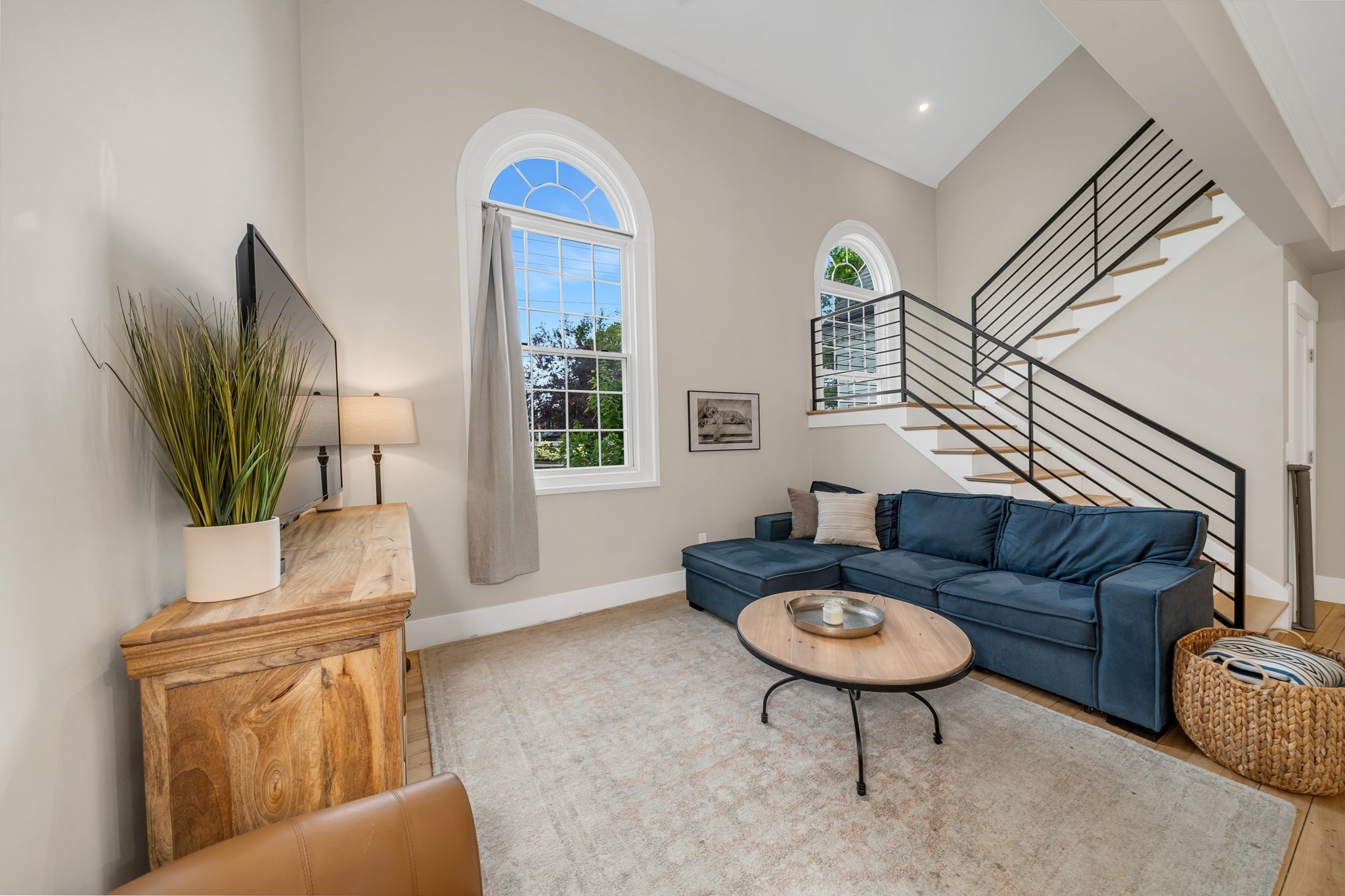 142 Main St # 4