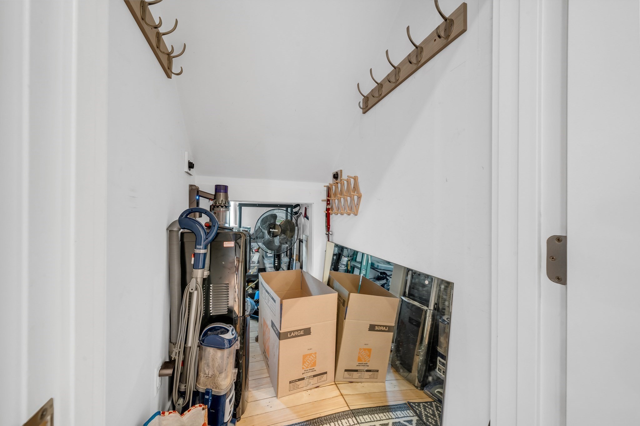 142 Main St # 4