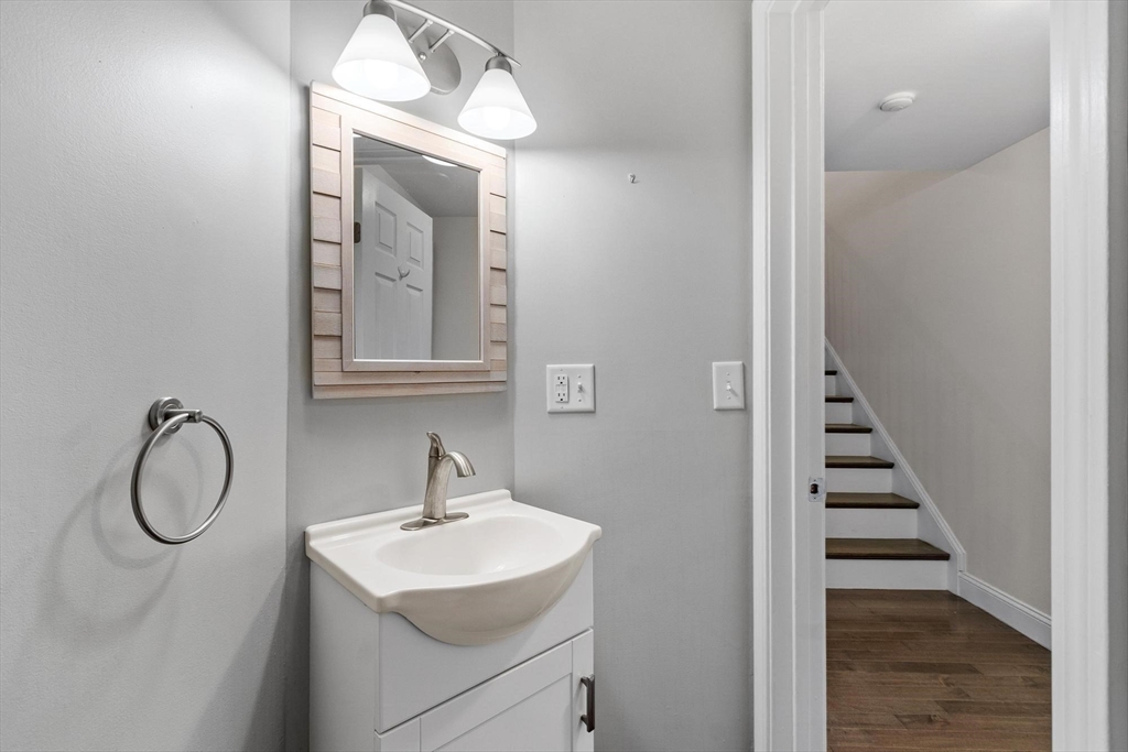 58 Merrimac Street # 4 Unit: 3-4