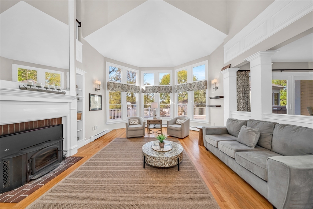 18 Ocean Ave
