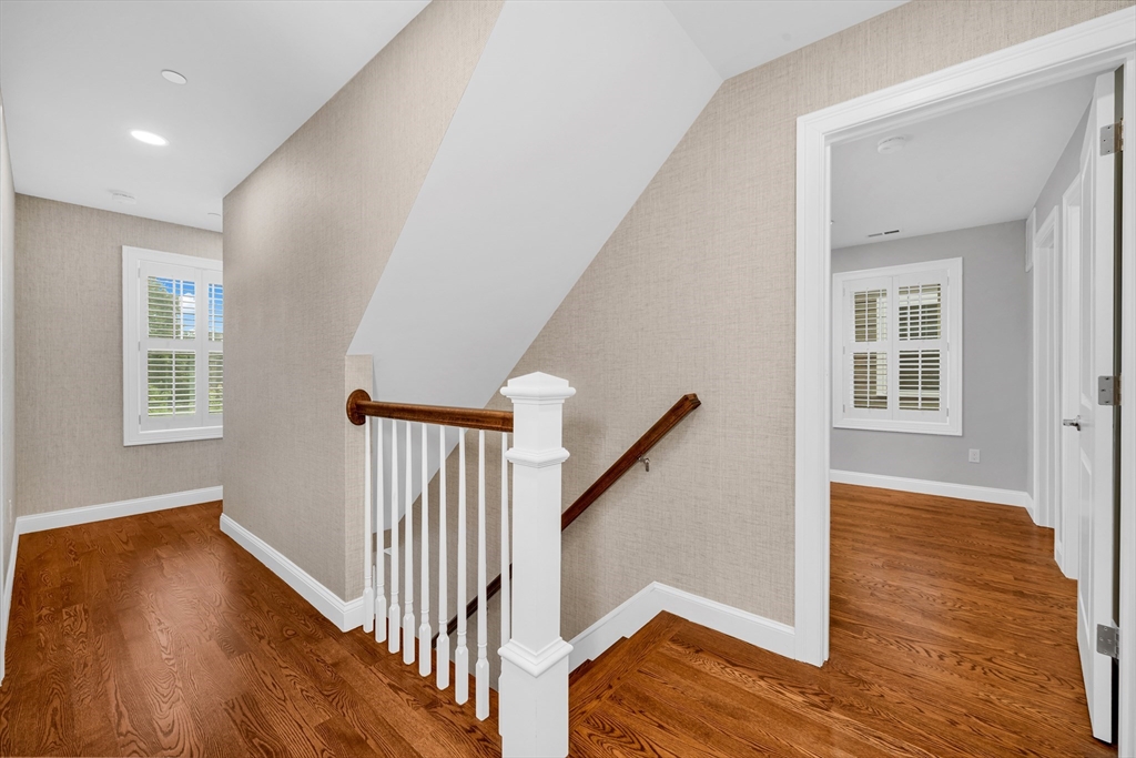 4 Roselett Way # 4
