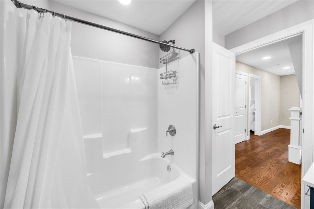 4 Roselett Way # 4
