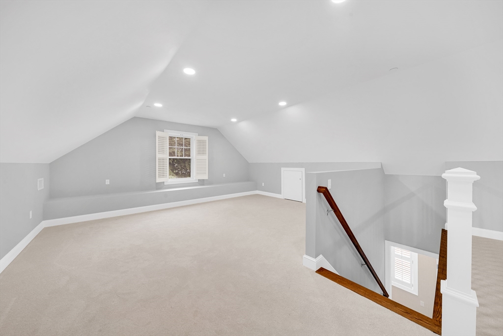 4 Roselett Way # 4