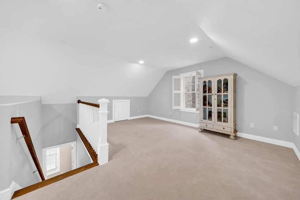 4 Roselett Way # 4