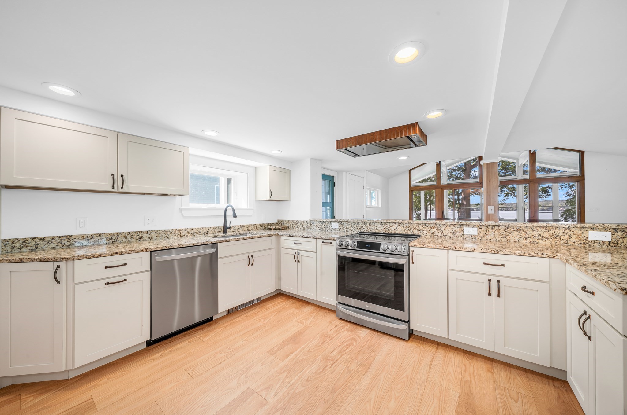 22 Lake Attitash Rd