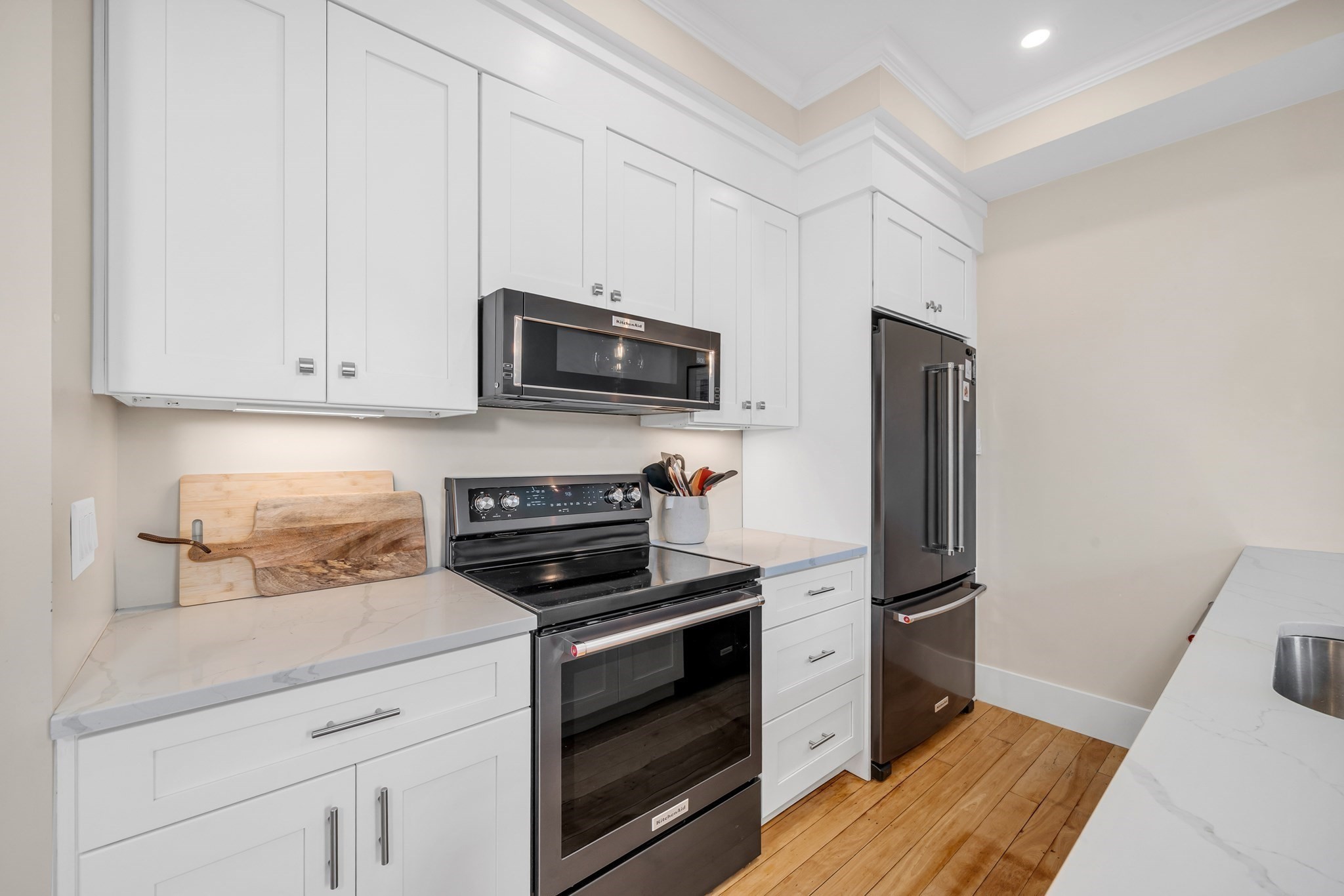 142 Main St # 4