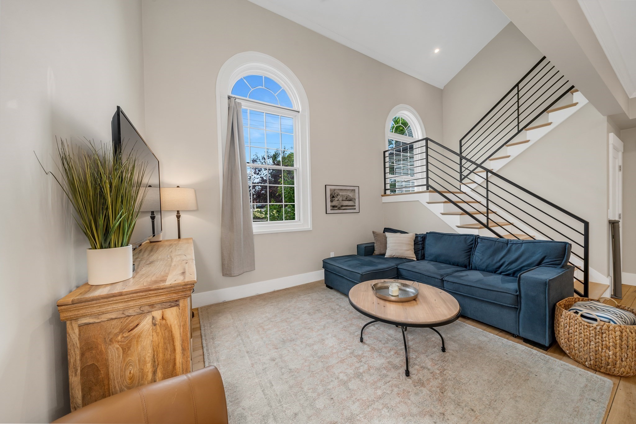 142 Main St # 4