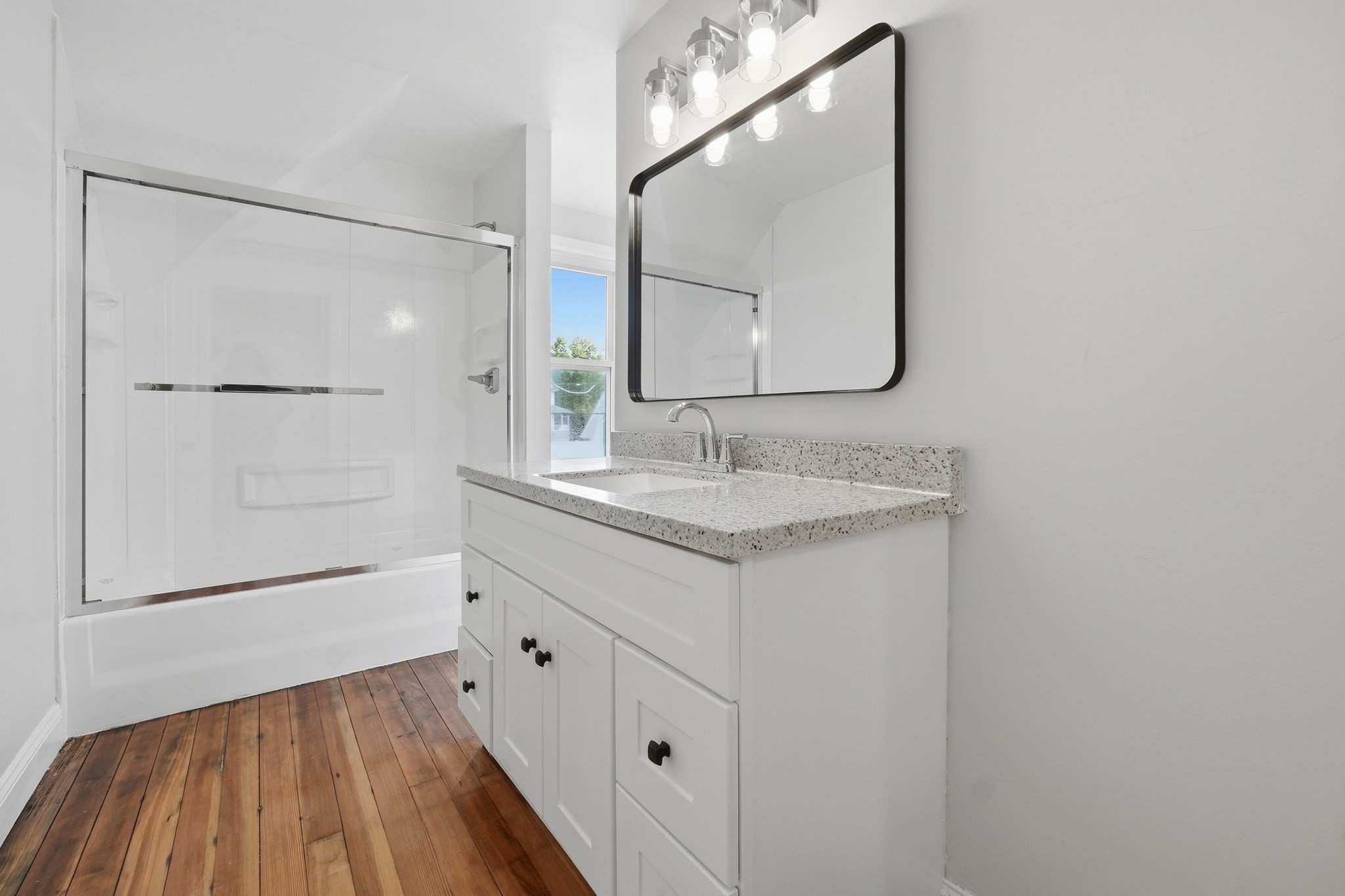 13-15 Maple St