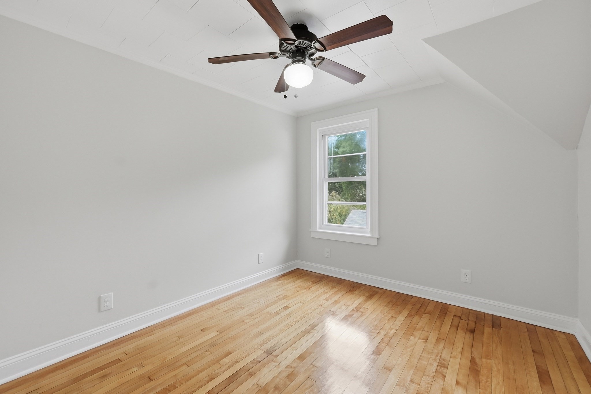 13-15 Maple St