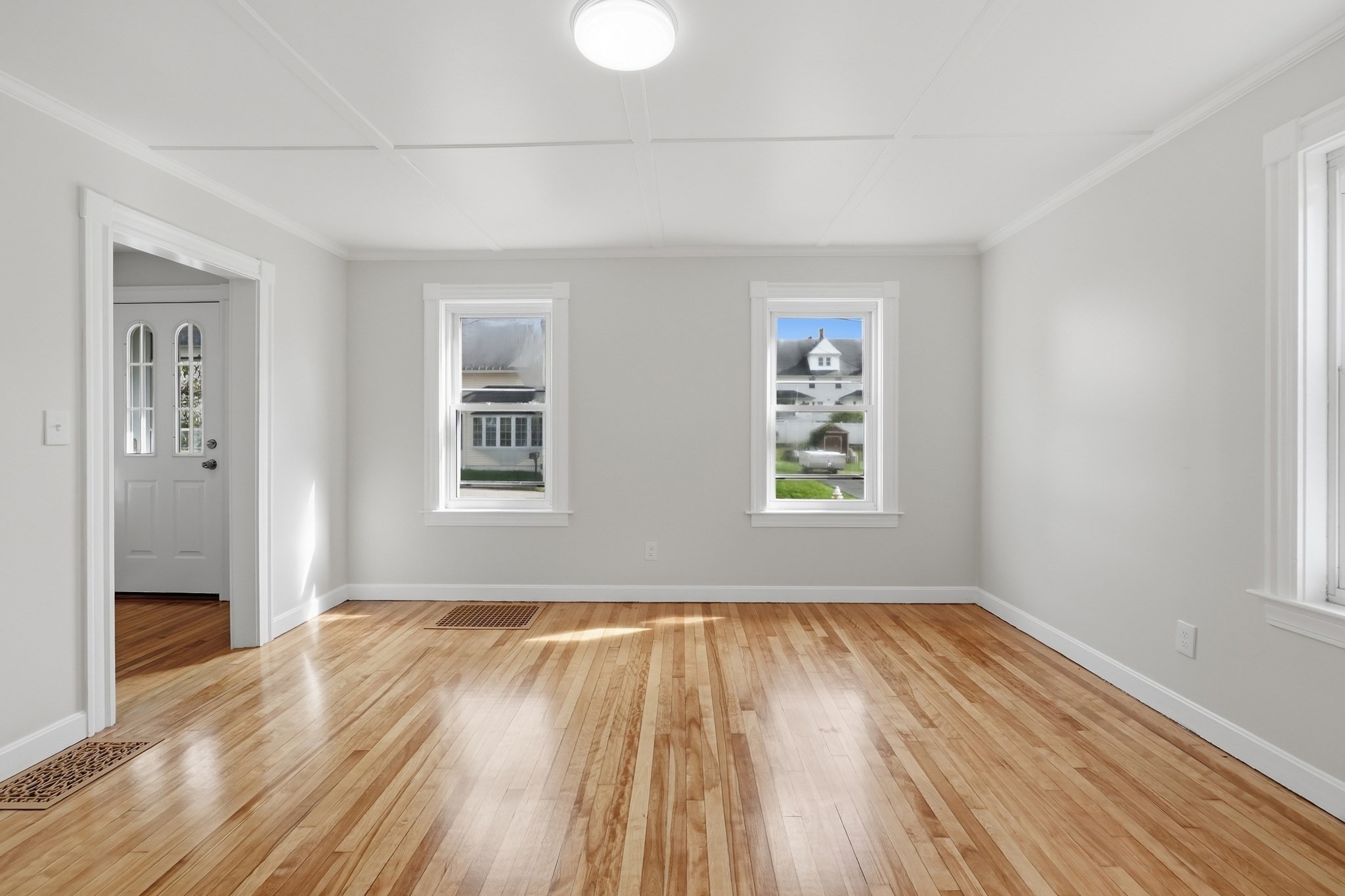 13-15 Maple St