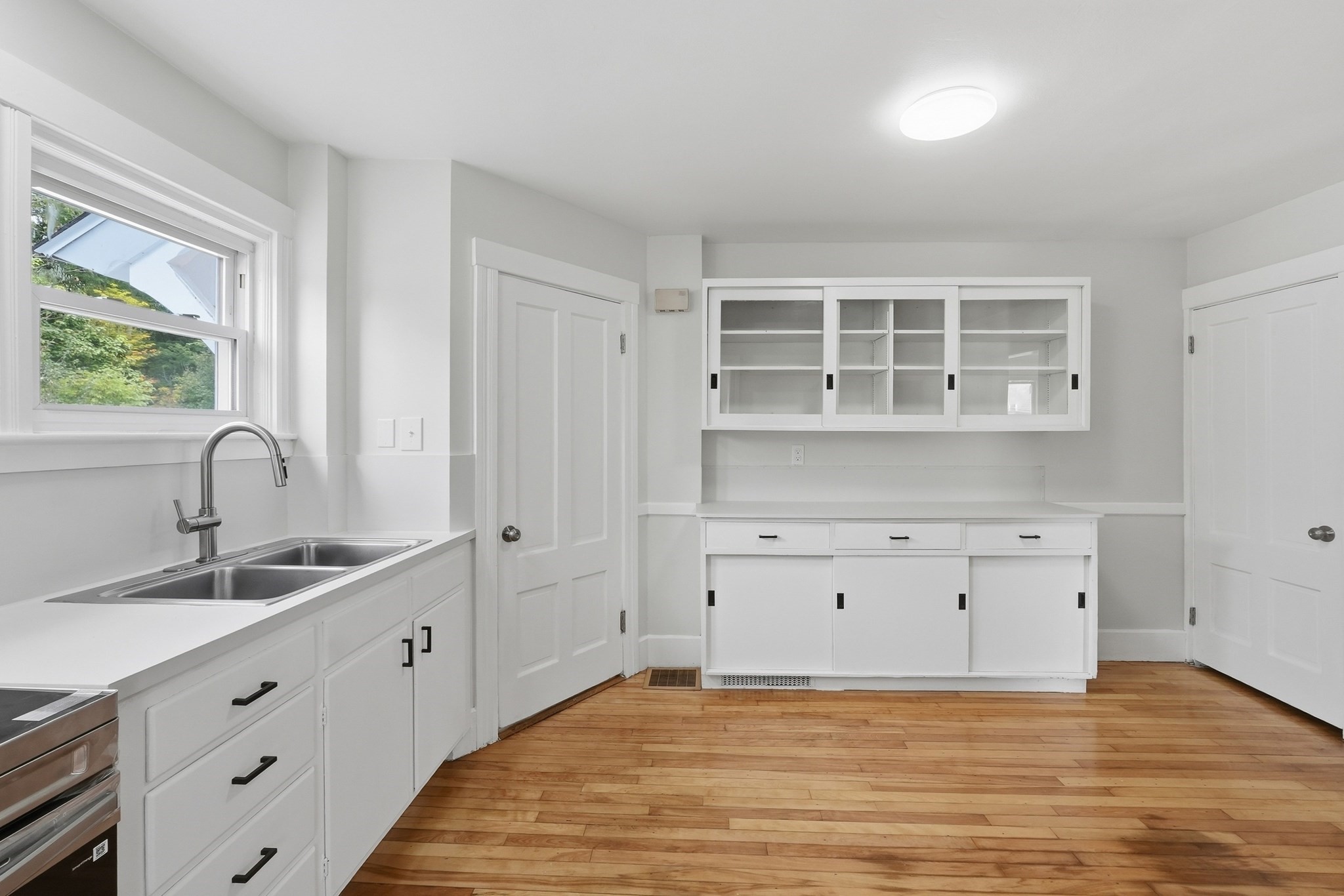 13-15 Maple St