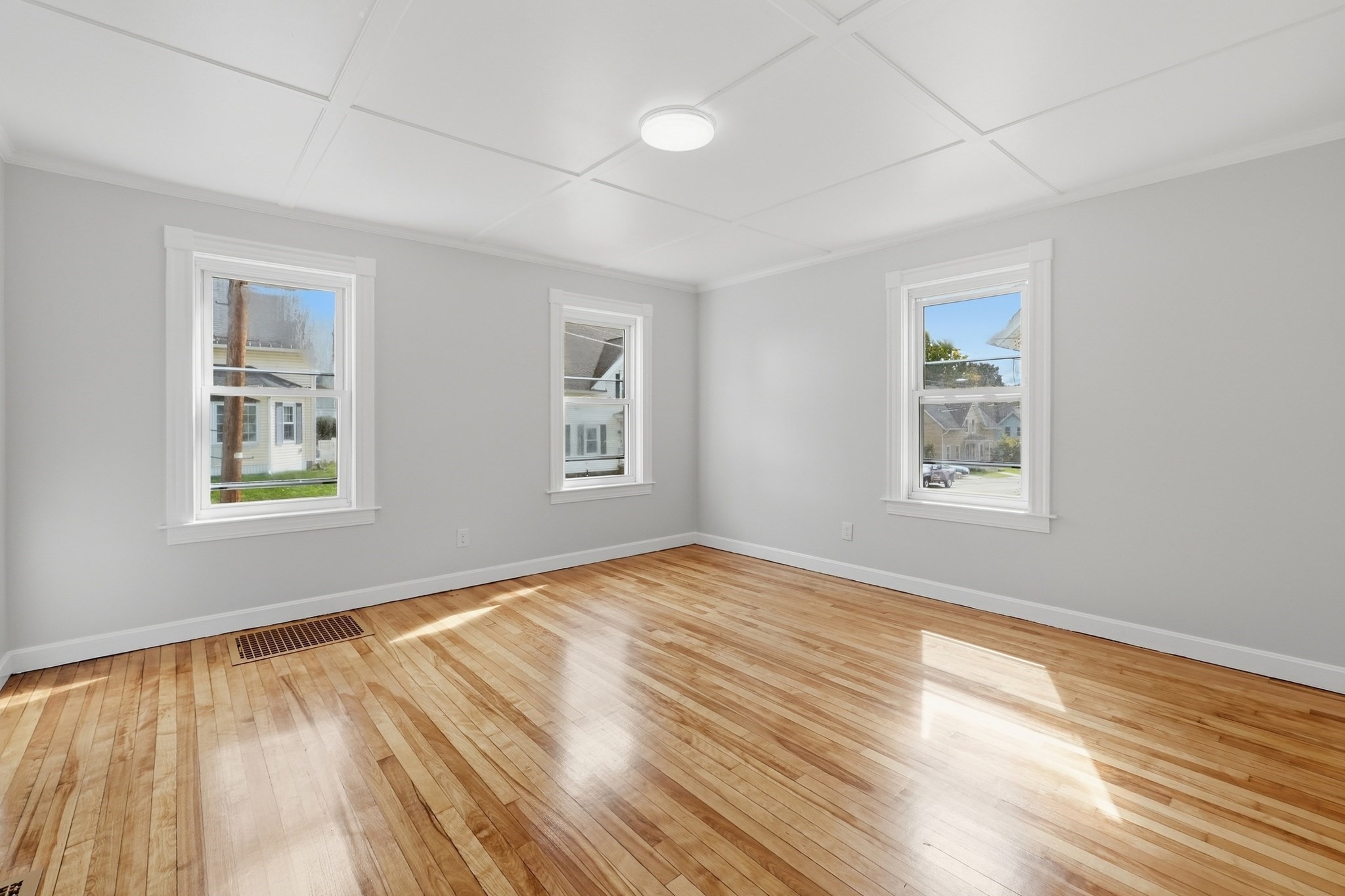 13-15 Maple St
