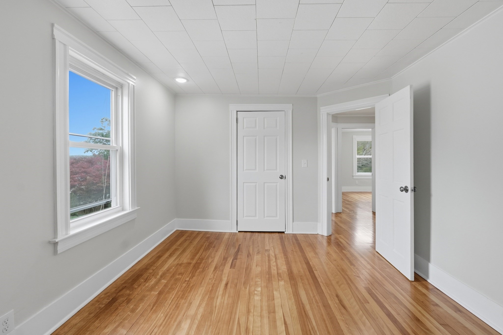 13-15 Maple St