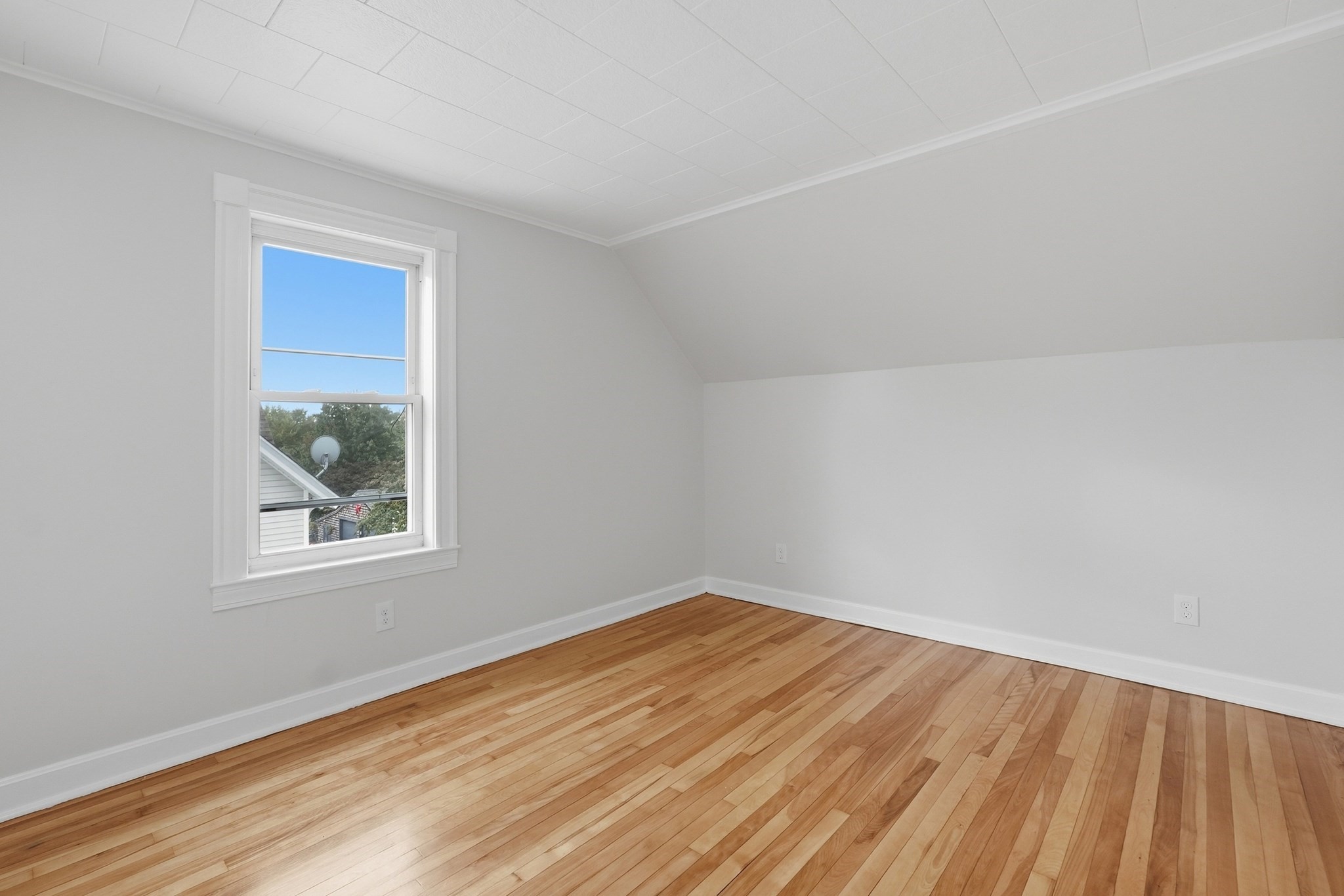 13-15 Maple St