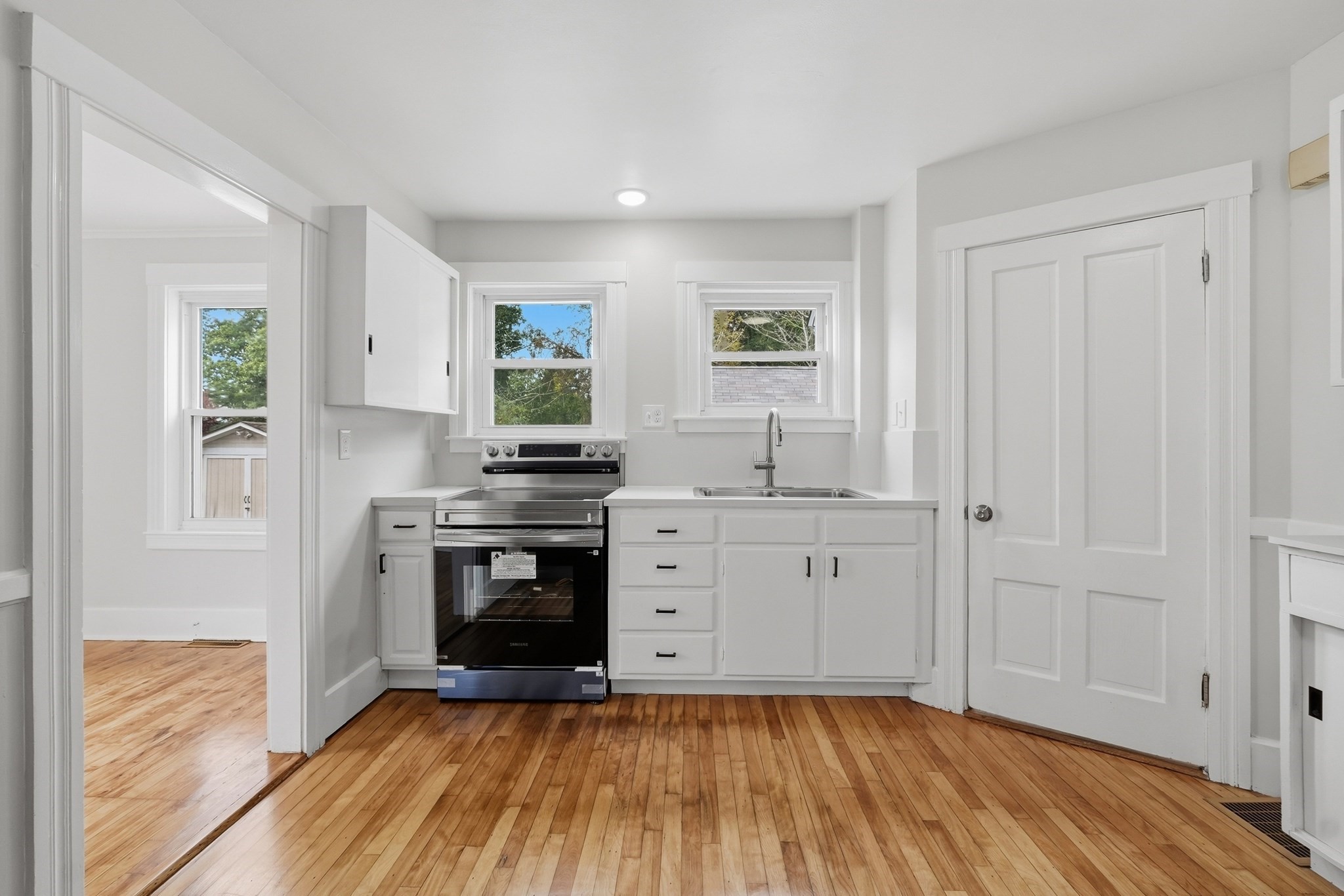 13-15 Maple St